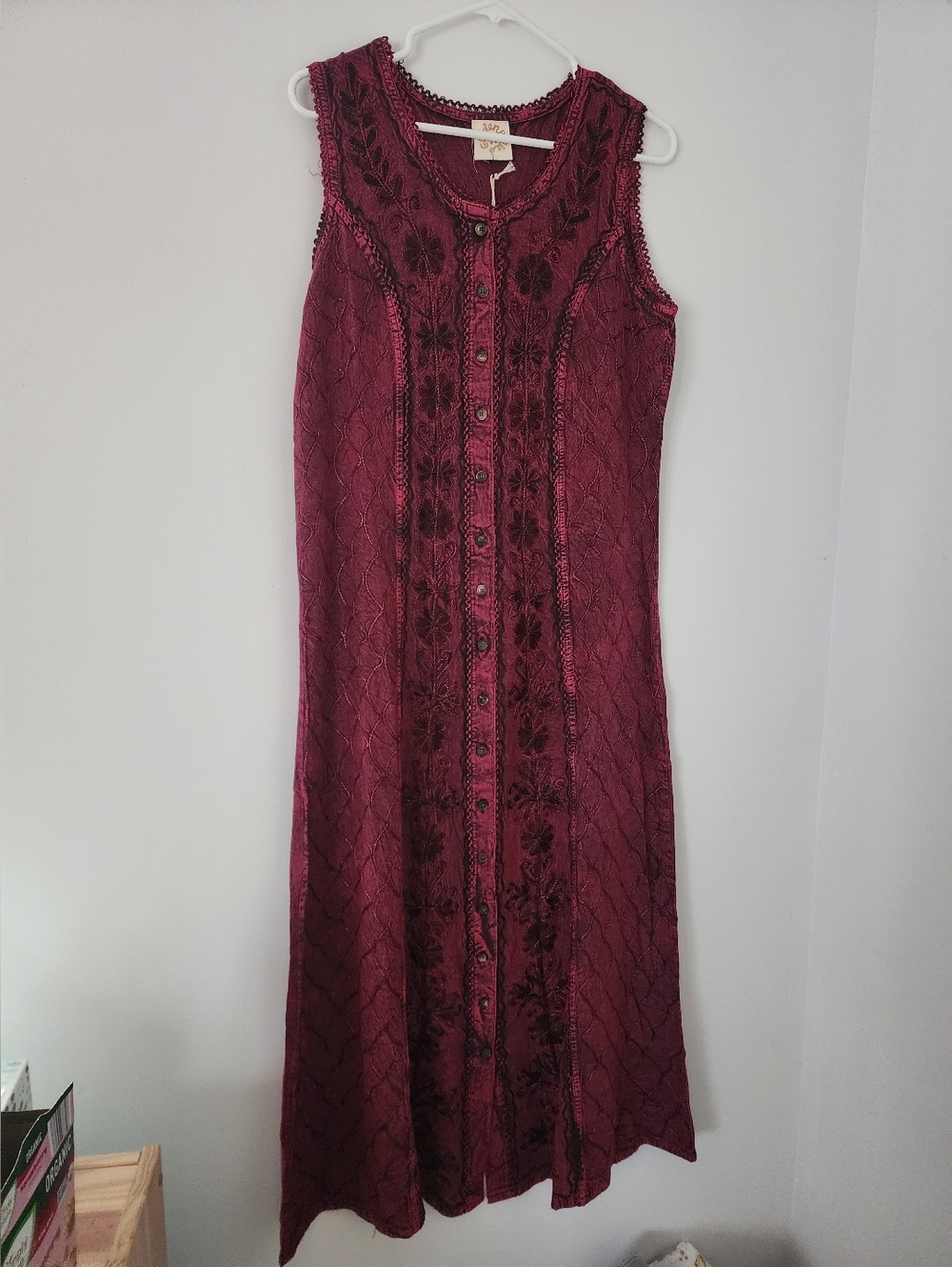 Gardenbelle Shop Harper Sleeveless Embroidered Maxi Dress in Burgundy NWT
